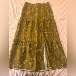 🫒🌼Nine West Olive Green Floral Tiered Maxi Skirt